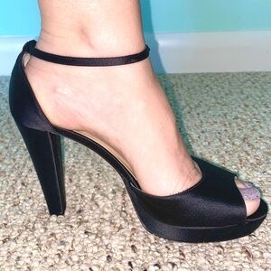 Kate Spade LIKE NEW Peeptoe Strappy Black Satin Heels 6.5